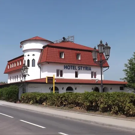 Styria Hotel Chvalovice 호텔 흐발로비체