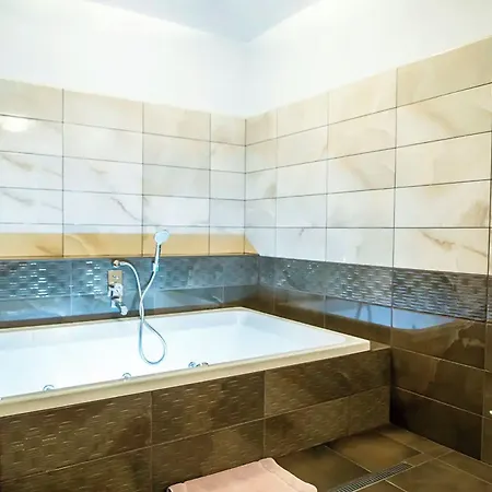 Styria Hotel Chvalovice 3*