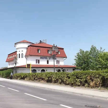 Styria Hotel Chvalovice 호텔 3*